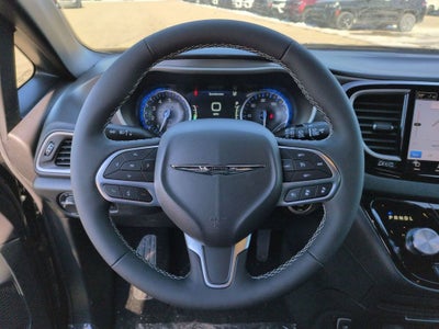 2026 Chrysler Voyager VOYAGER LX