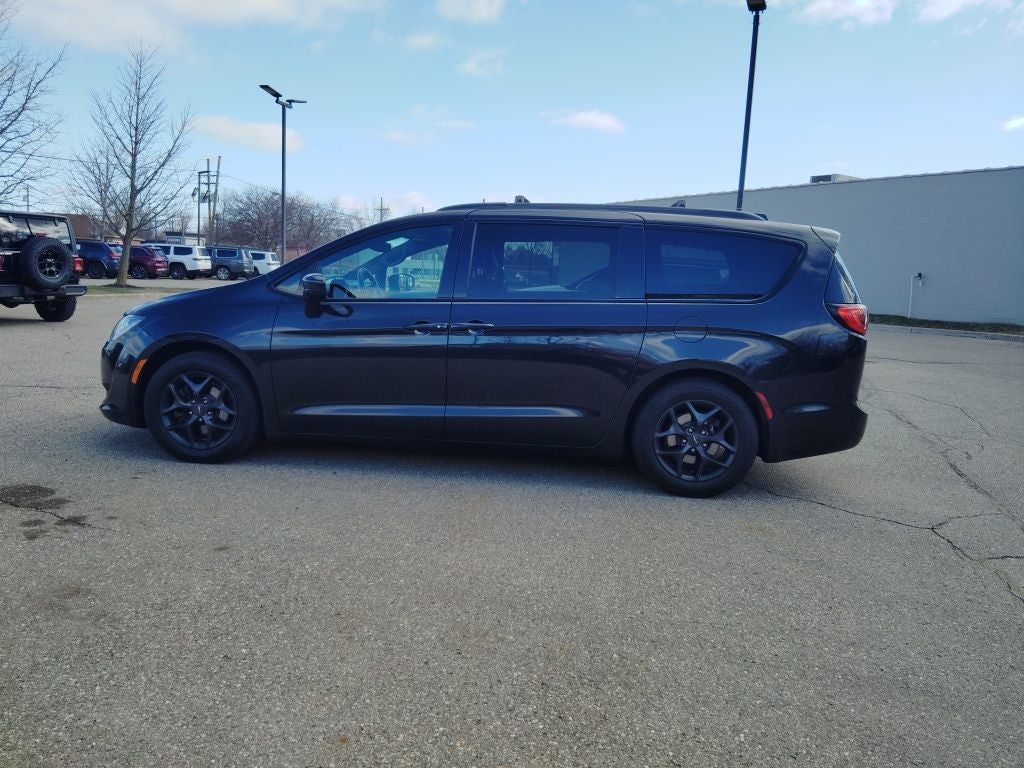 2018 Chrysler Pacifica Touring L Plus