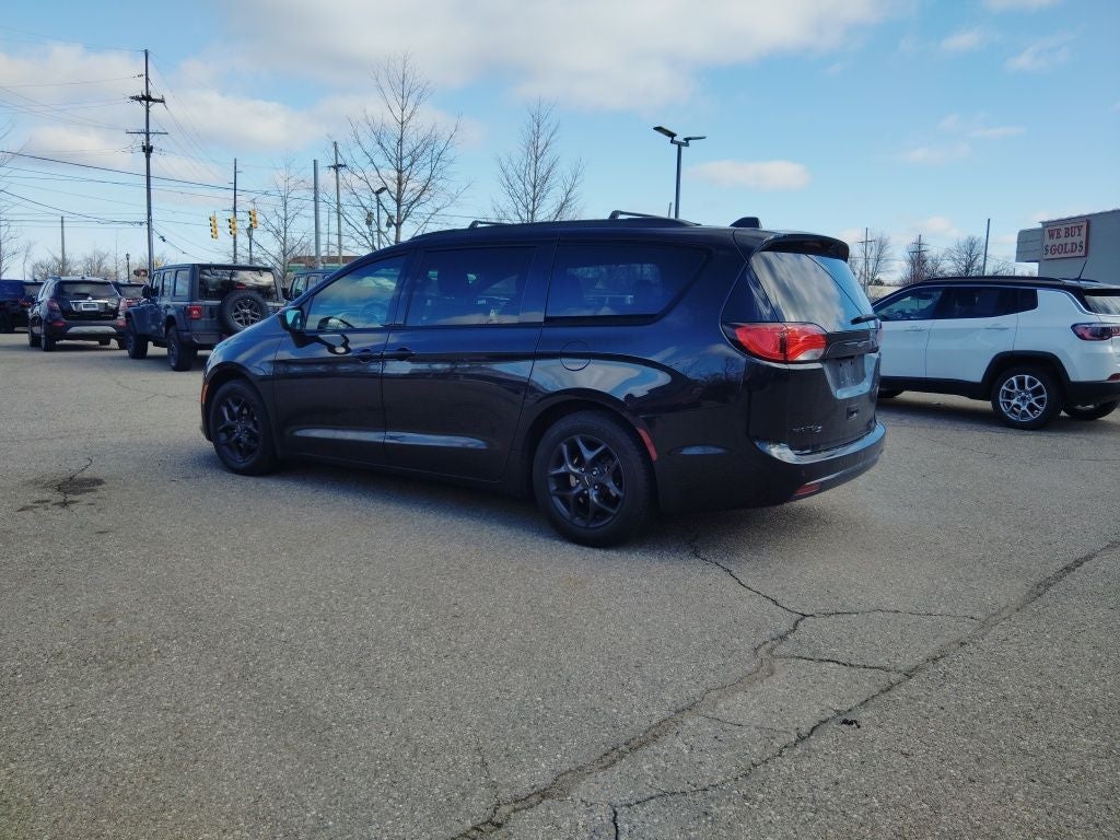 2018 Chrysler Pacifica Touring L Plus