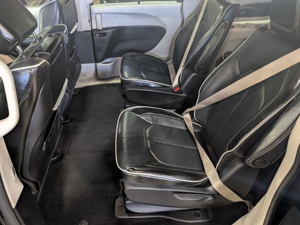 2023 Chrysler Pacifica Hybrid Limited