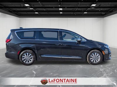 2023 Chrysler Pacifica Hybrid Limited