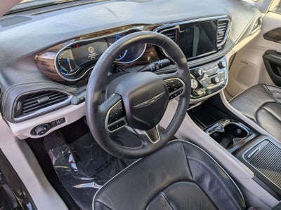 2023 Chrysler Pacifica Hybrid Limited