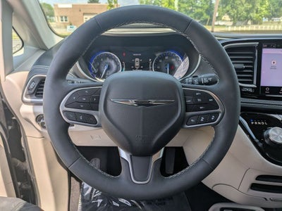 2023 Chrysler Pacifica Touring L AWD