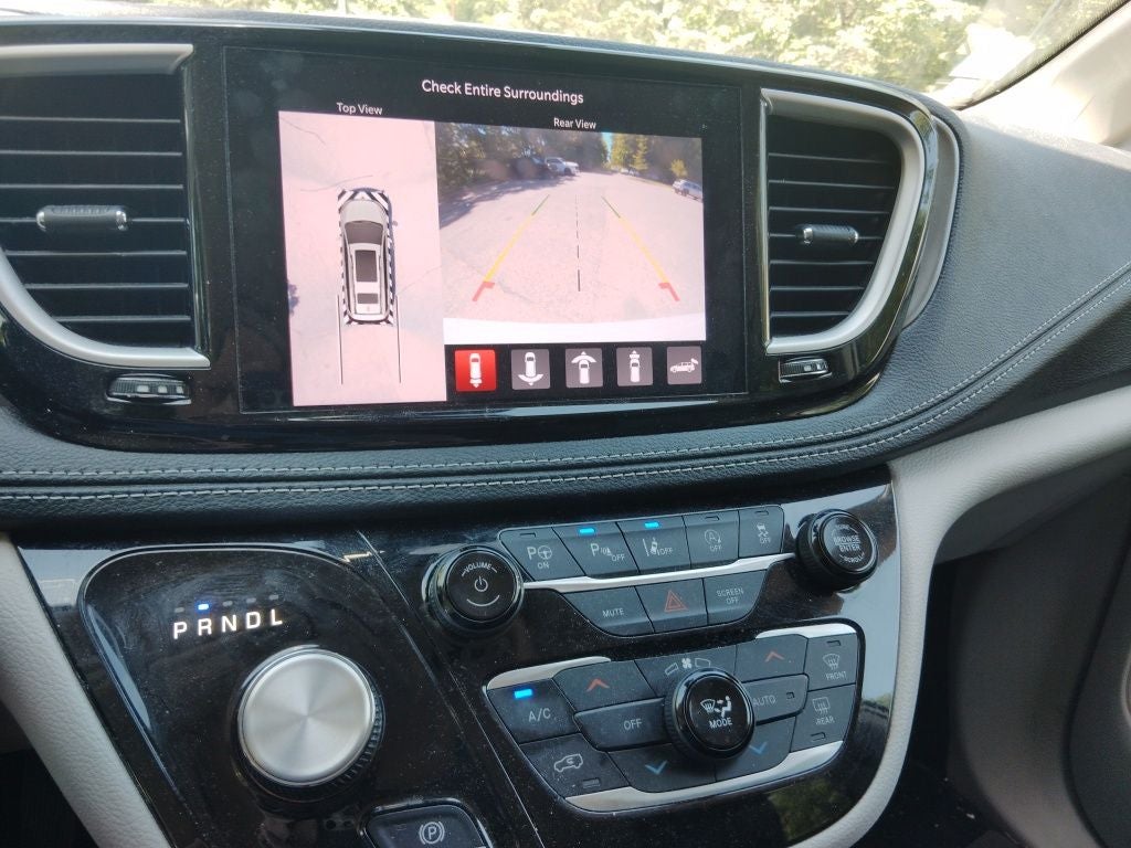 2023 Chrysler Pacifica Touring L AWD
