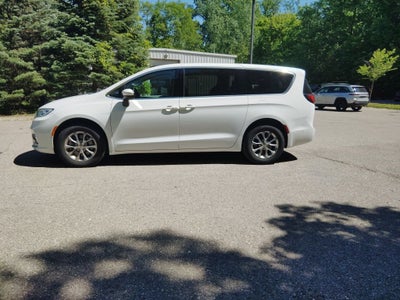 2023 Chrysler Pacifica Touring L AWD