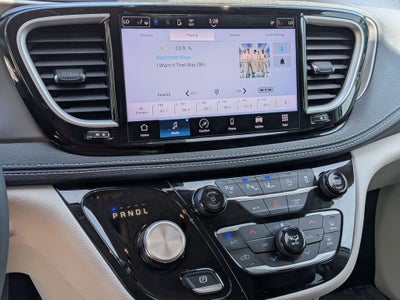 2023 Chrysler Pacifica Touring L AWD