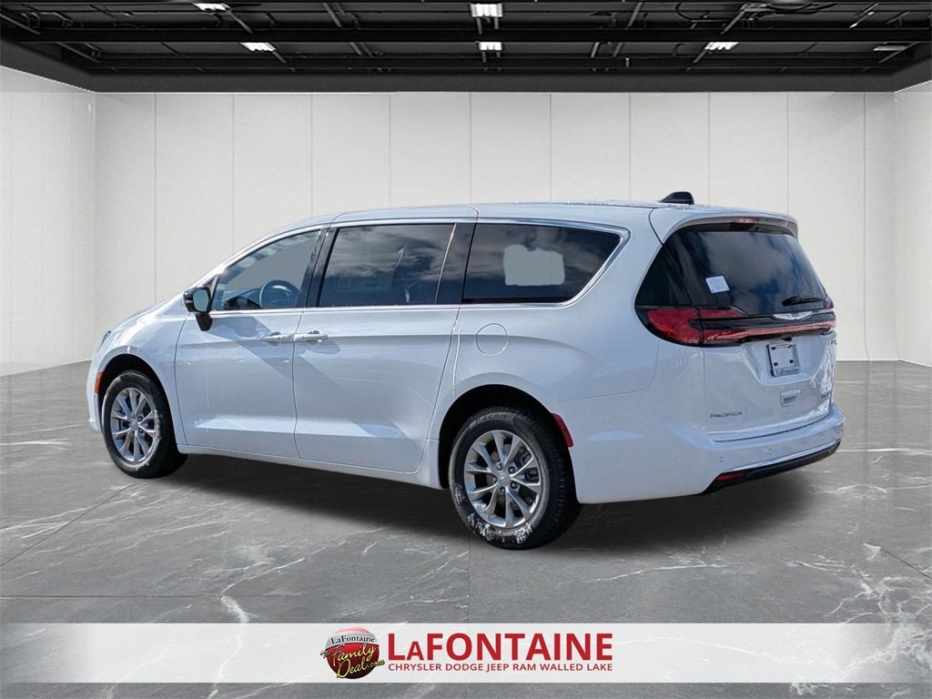 2026 Chrysler Pacifica PACIFICA LIMITED AWD
