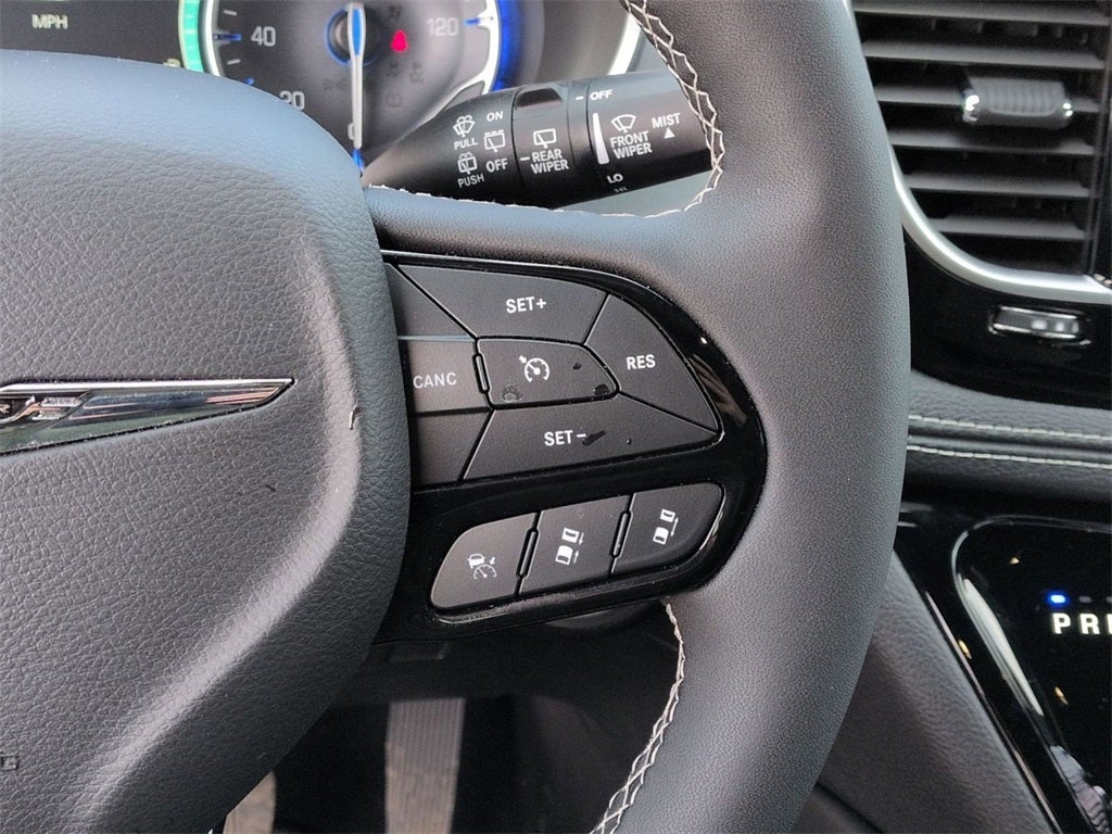 2026 Chrysler Pacifica PACIFICA LIMITED AWD