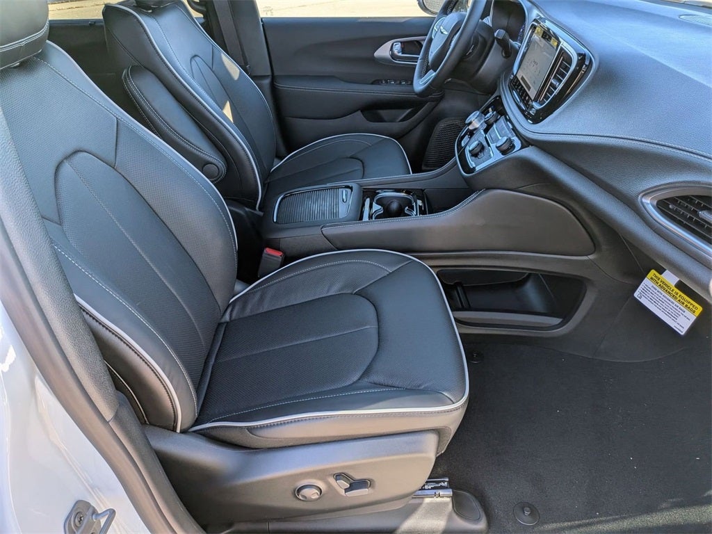 2026 Chrysler Pacifica PACIFICA LIMITED AWD