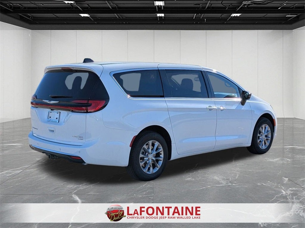 2026 Chrysler Pacifica PACIFICA LIMITED AWD