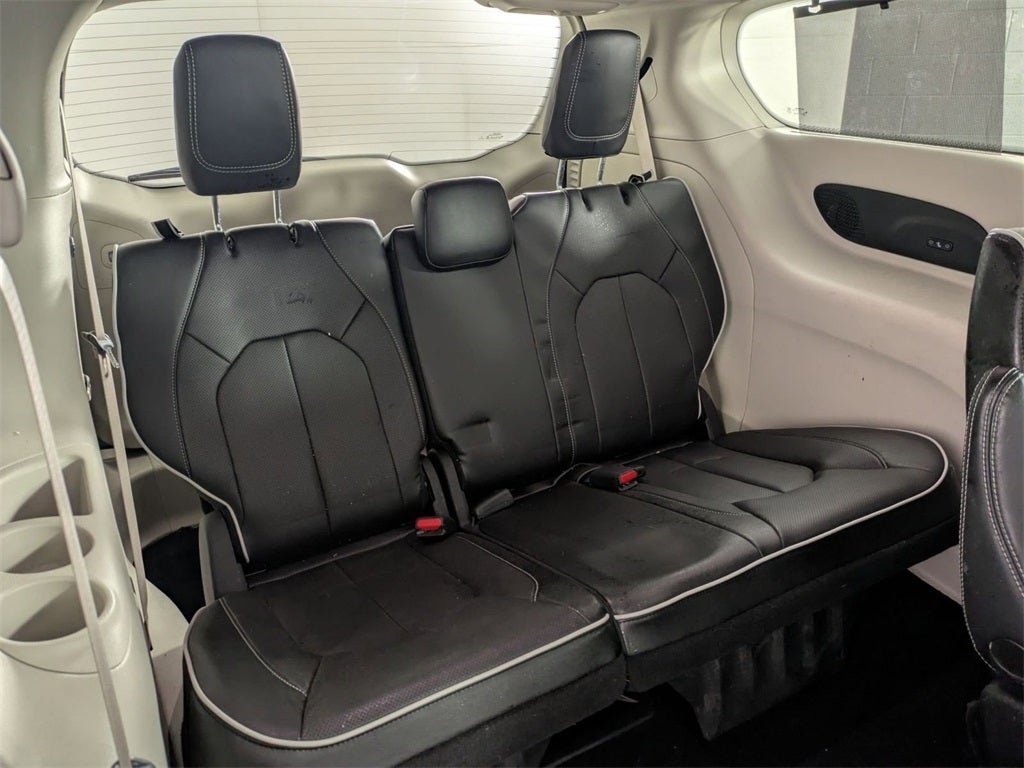 2022 Chrysler Pacifica Limited AWD