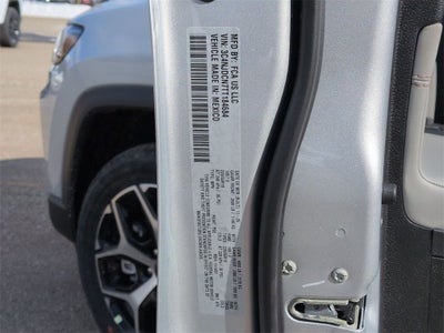 2026 Jeep Compass COMPASS LIMITED 4X4