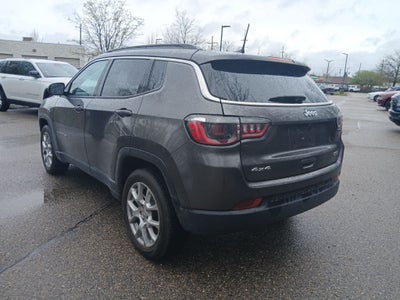2022 Jeep Compass Latitude Lux 4x4