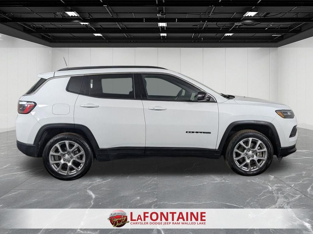 2024 Jeep Compass Latitude Lux