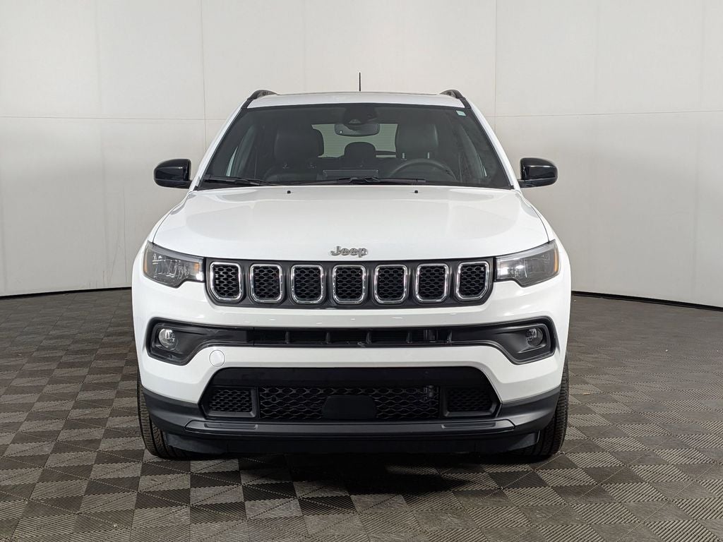 2024 Jeep Compass Latitude Lux