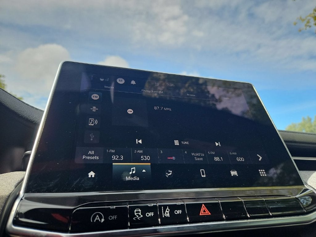 2023 Jeep Compass Latitude Lux FWD