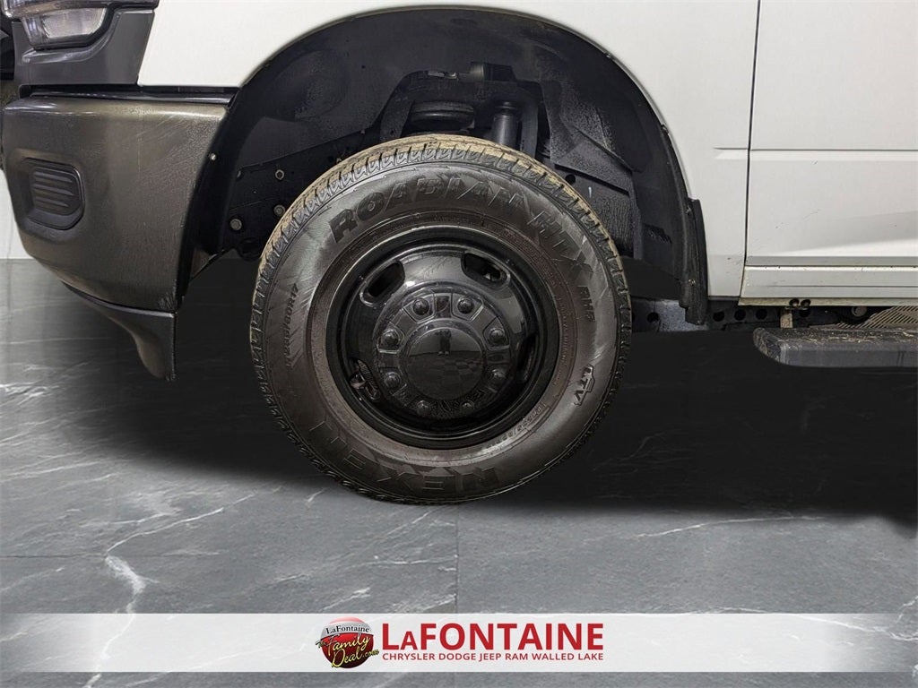 2024 RAM 3500 Tradesman Regular Cab 4x4 8' Box