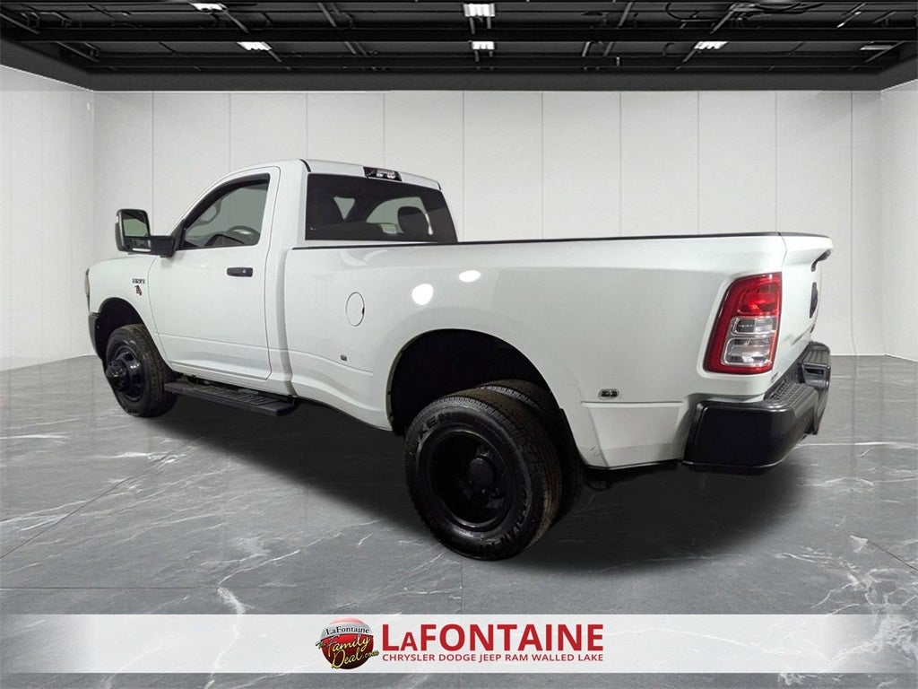 2024 RAM 3500 Tradesman Regular Cab 4x4 8' Box