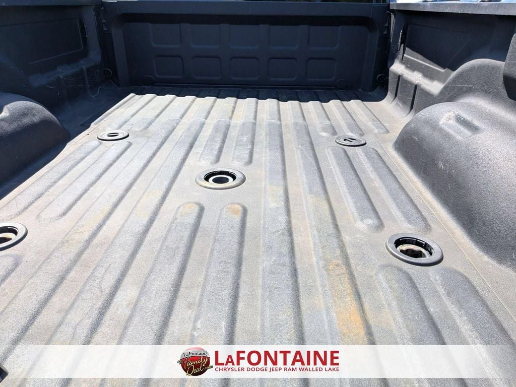 2021 RAM 3500 Laramie Crew Cab 4x4 8' Box