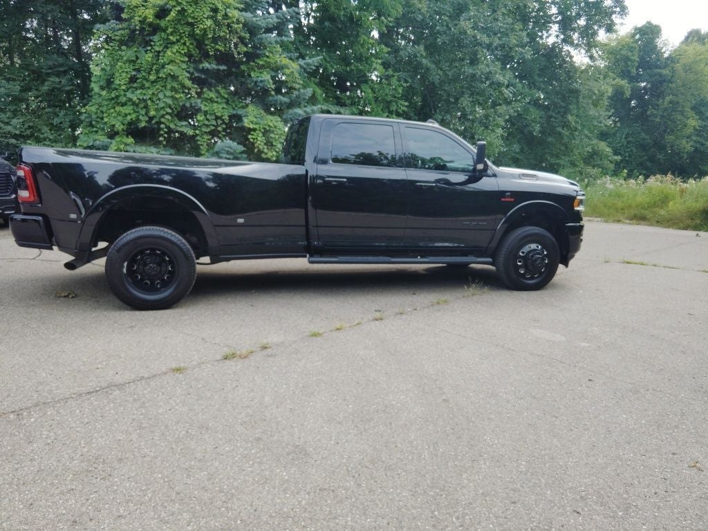 2021 RAM 3500 Laramie Crew Cab 4x4 8' Box