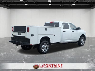 2022 RAM 2500 Tradesman Crew Cab 4x4 8' Box