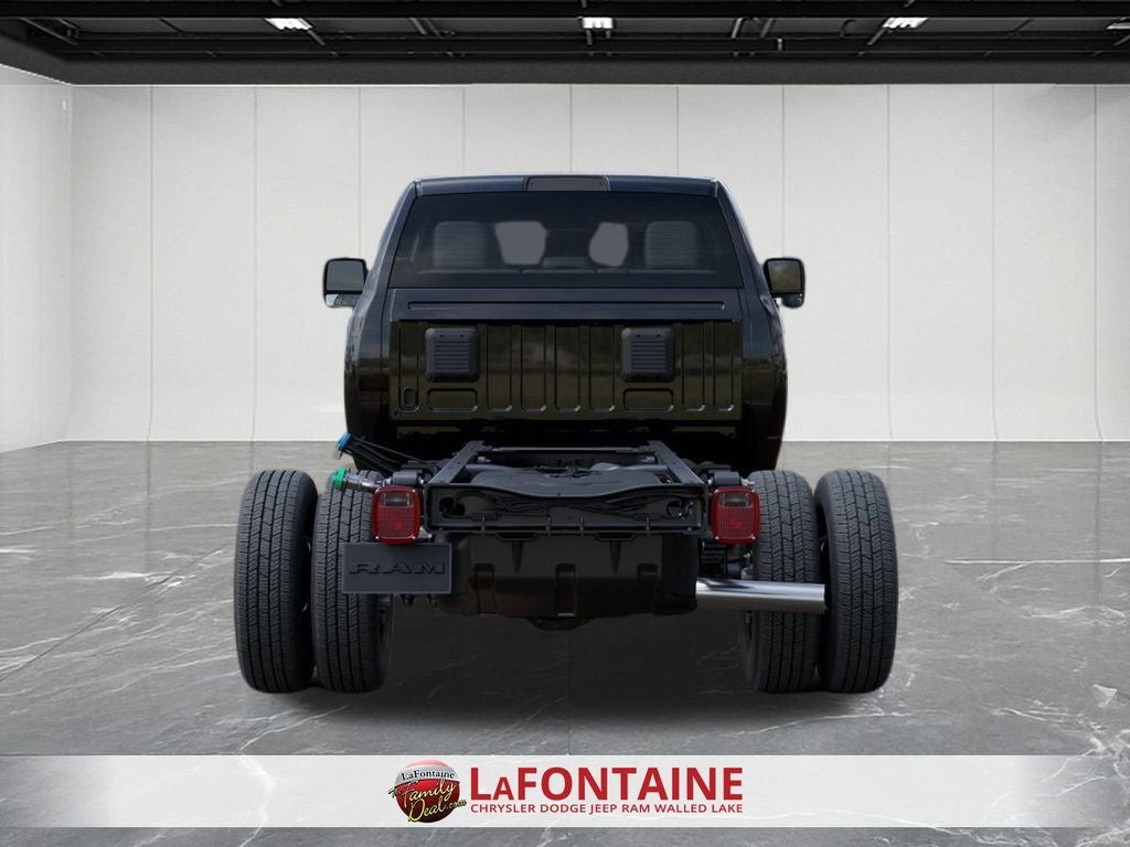 2026 RAM Ram 3500 Chassis Cab RAM 3500 TRADESMAN CREW CAB CHASSIS 4X4 60' CA