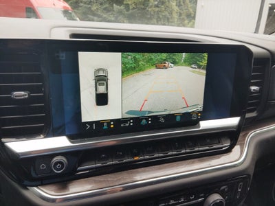 2023 Chevrolet Silverado 1500 4WD Crew Cab Short Bed LTZ