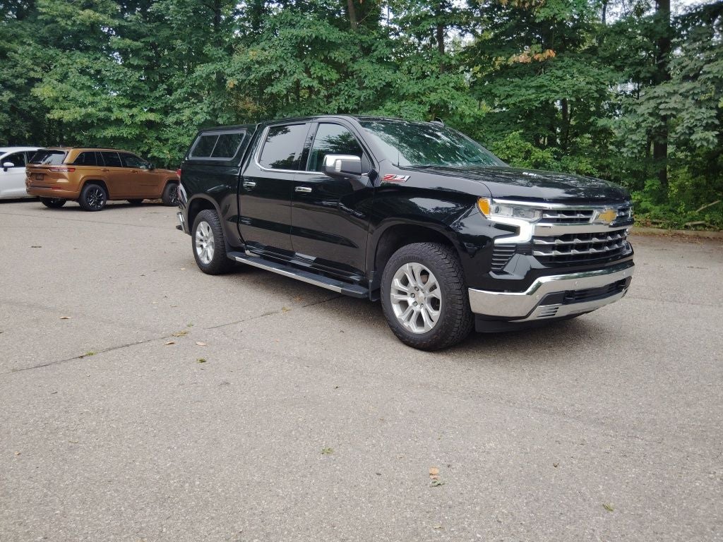 2023 Chevrolet Silverado 1500 4WD Crew Cab Short Bed LTZ