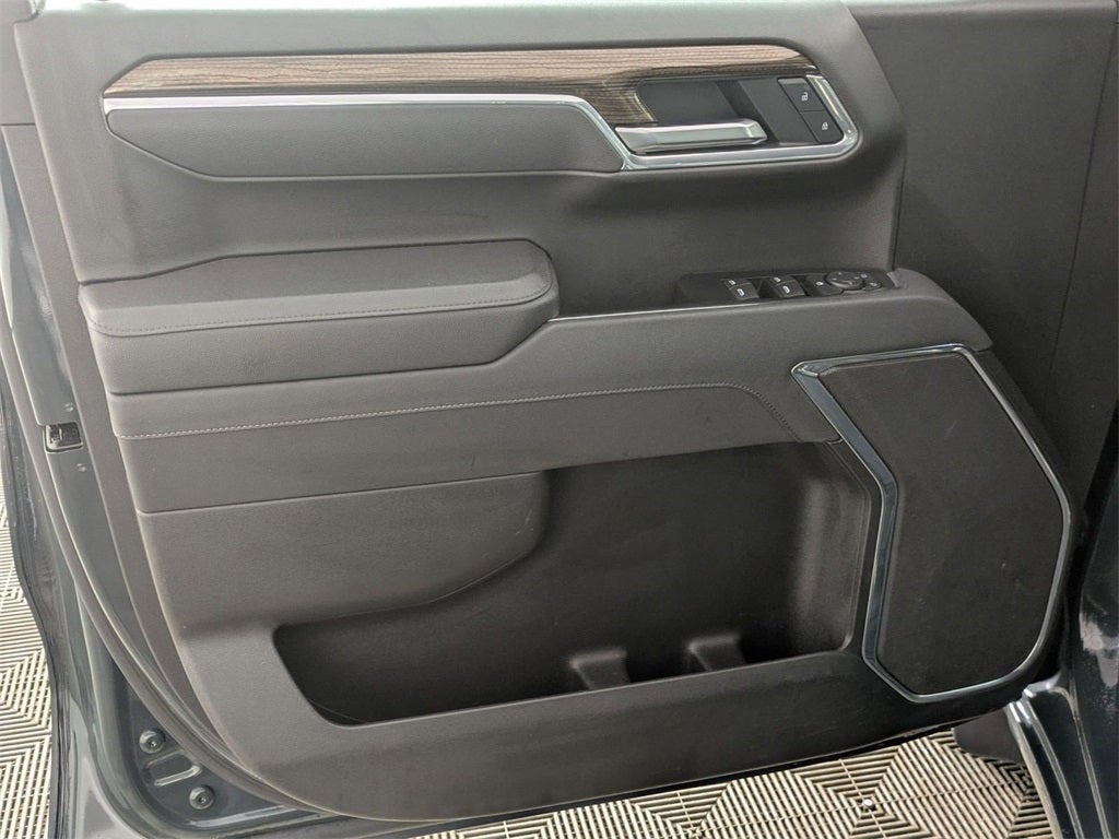 2025 Chevrolet Silverado 1500 4WD Crew Cab Standard Bed LT