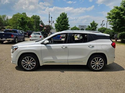 2022 GMC Terrain AWD Denali
