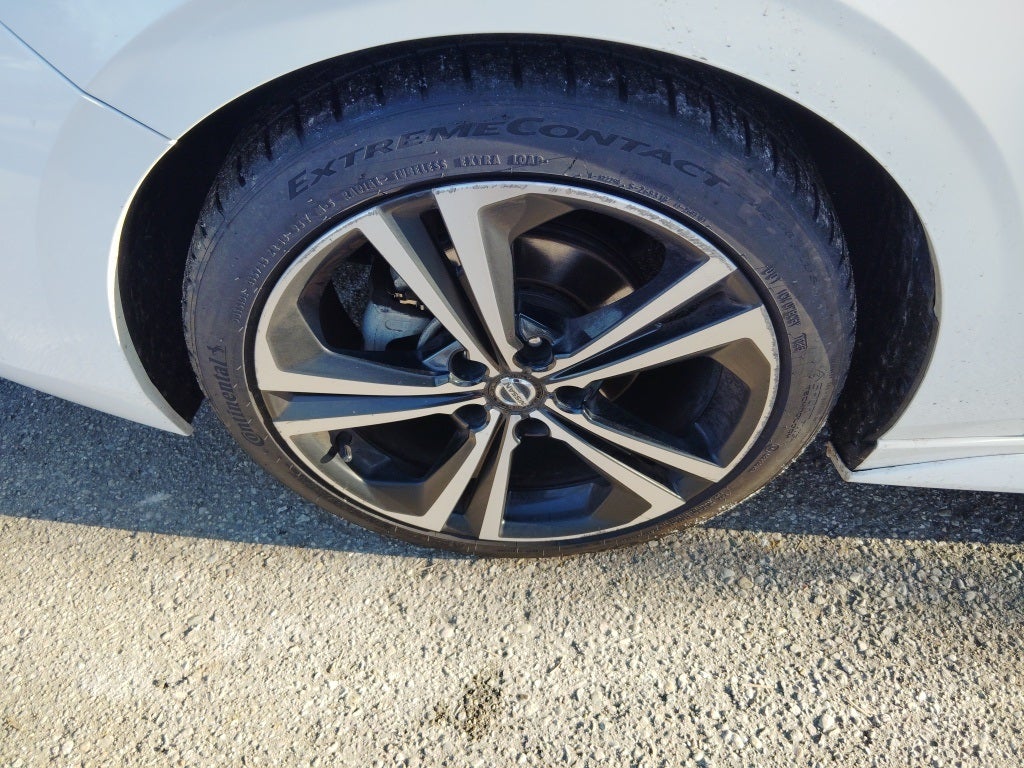 2021 Nissan Sentra SR Xtronic CVT