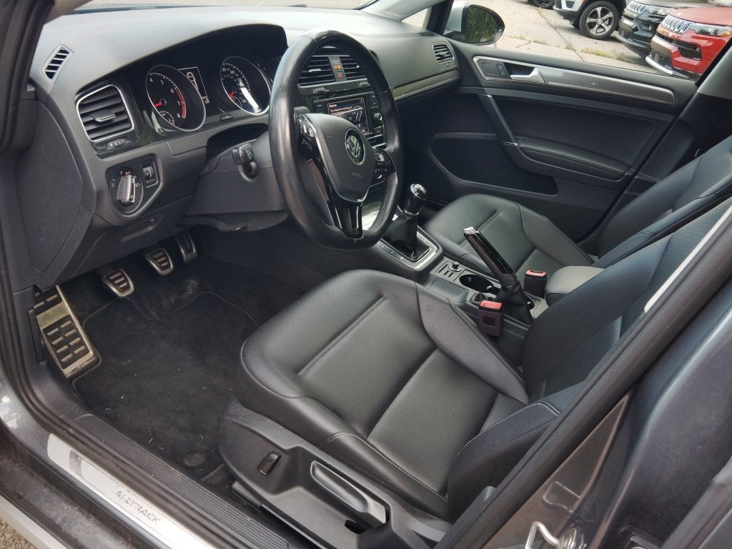 2019 Volkswagen Golf Alltrack TSI S