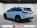 2017 Toyota Highlander SE