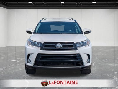 2017 Toyota Highlander SE