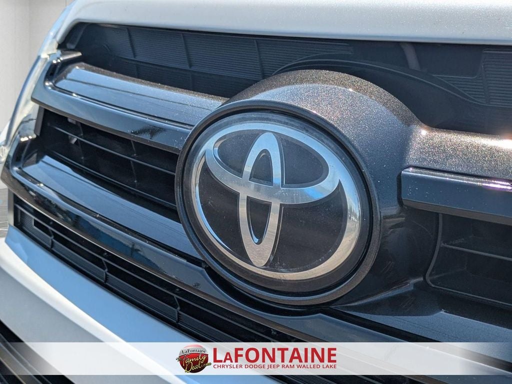 2017 Toyota Highlander SE