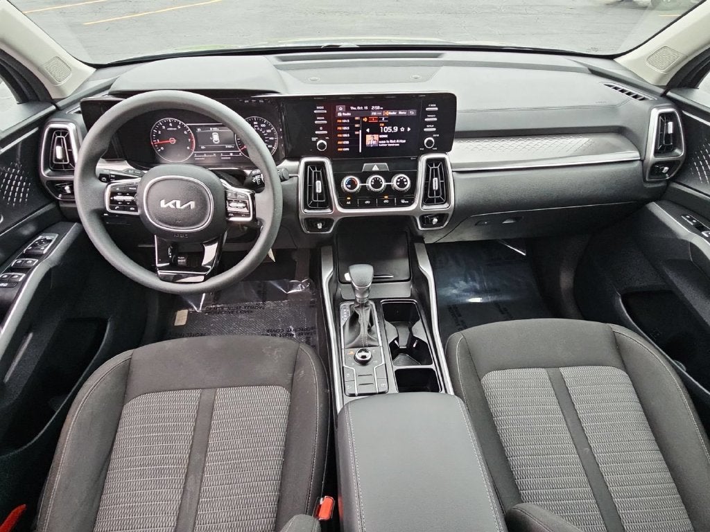 2023 Kia Sorento LX