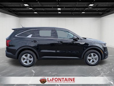 2023 Kia Sorento LX