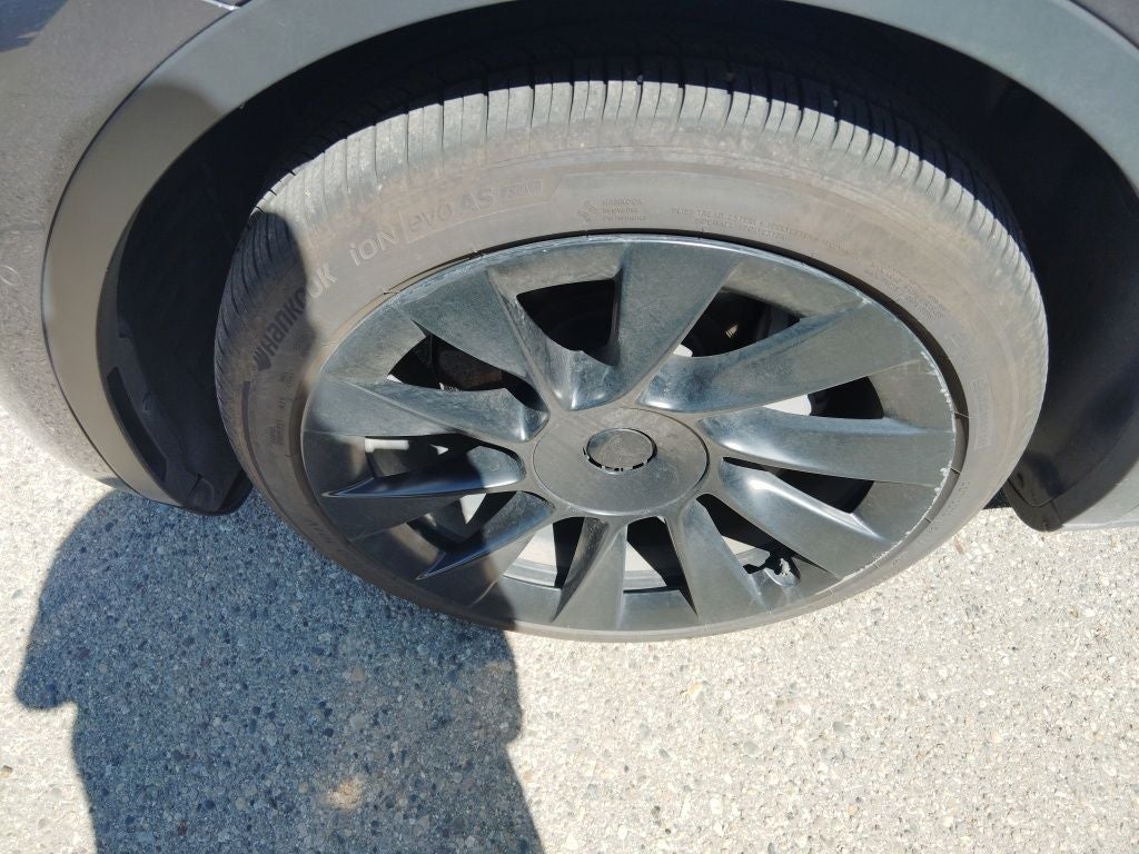 2020 Tesla Model Y Performance Dual Motor All-Wheel Drive