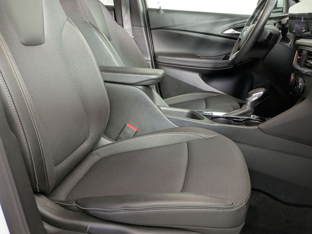 2025 Buick Encore GX Preferred FWD