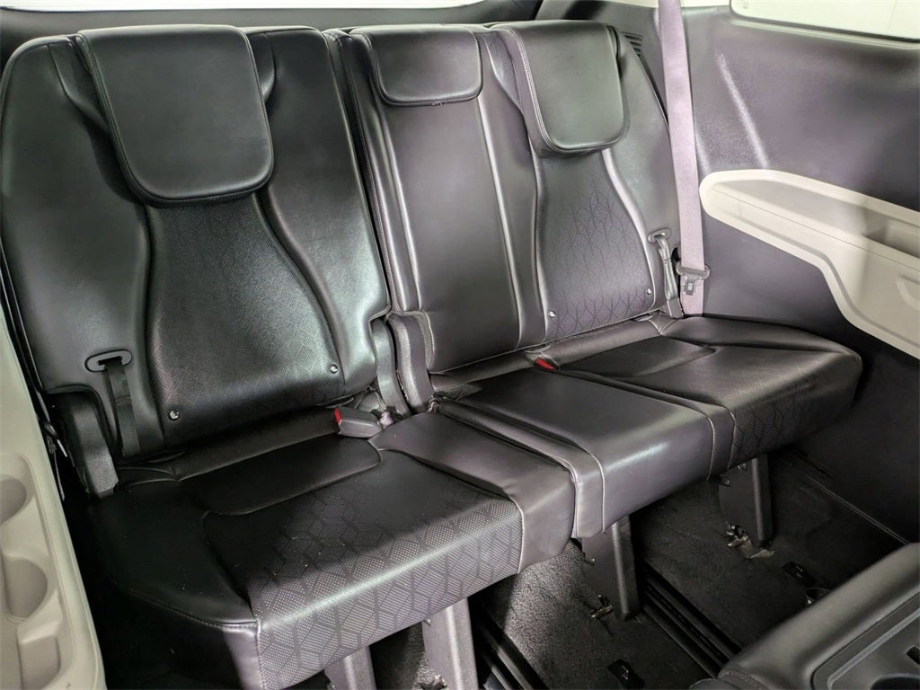 2024 Kia Carnival MPV LX Seat Package