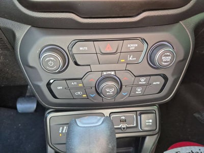 2023 Jeep Renegade Altitude