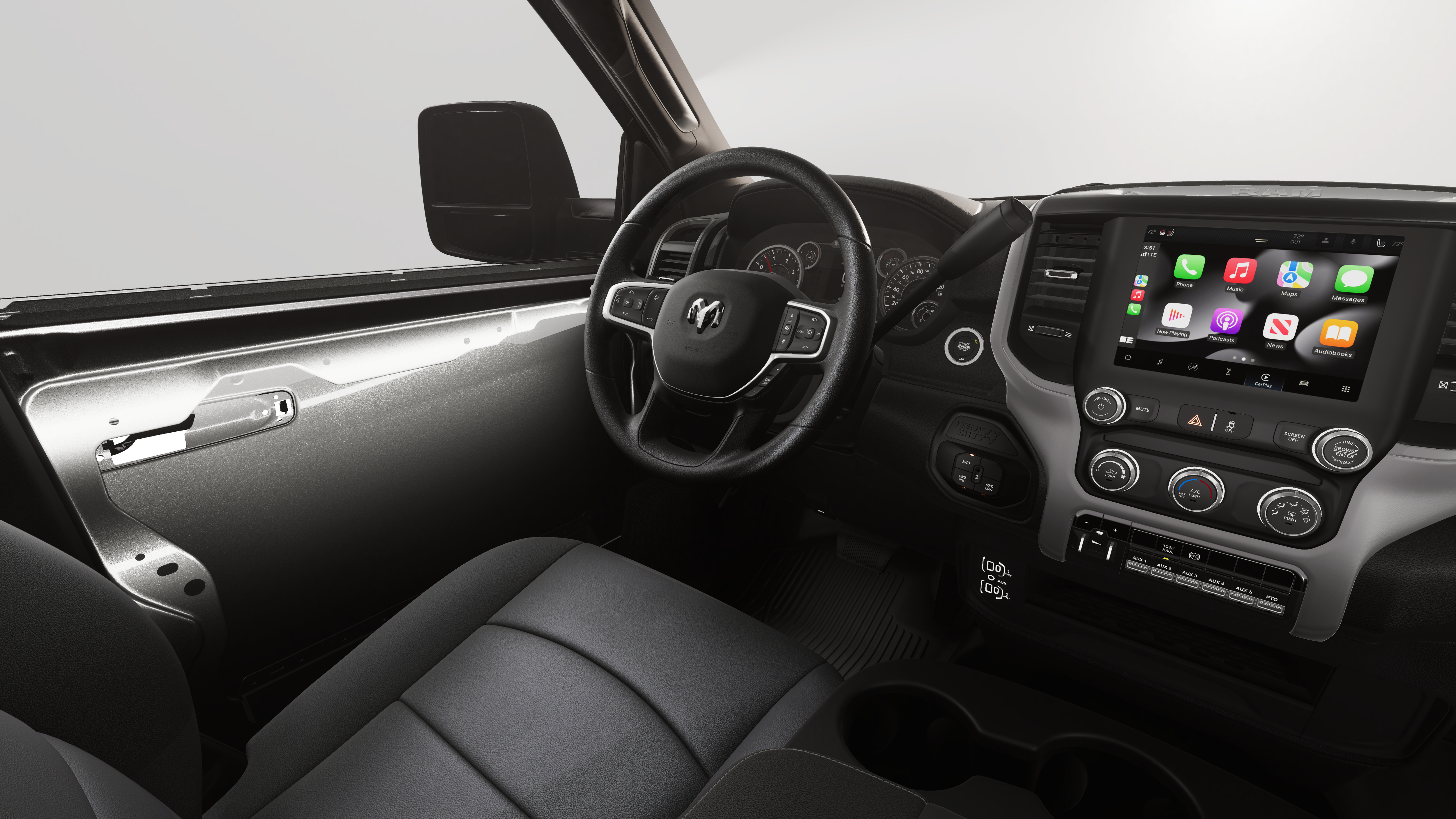 2026 RAM Ram 5500 Chassis Cab RAM 5500 TRADESMAN CHASSIS CREW CAB 4X4 84' CA