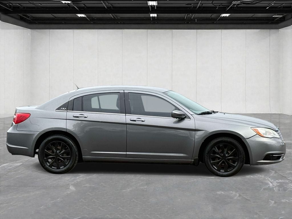 2012 Chrysler 200 LX