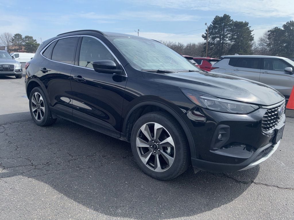 2024 Ford Escape Platinum