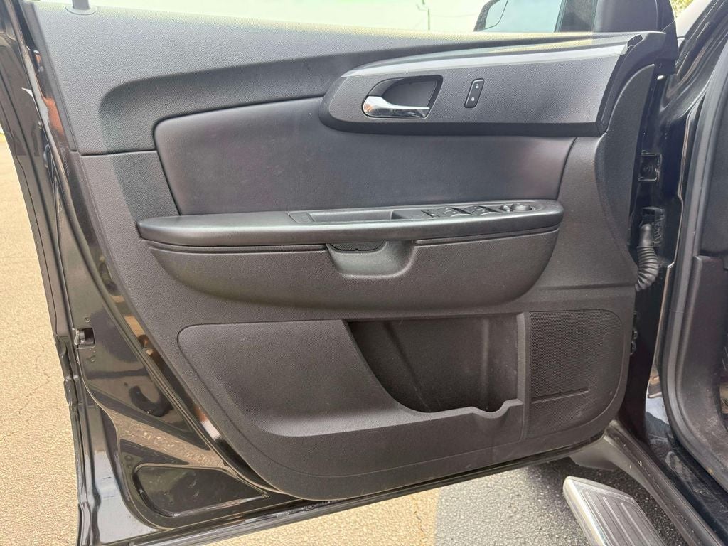 2011 Chevrolet Traverse LT 1LT