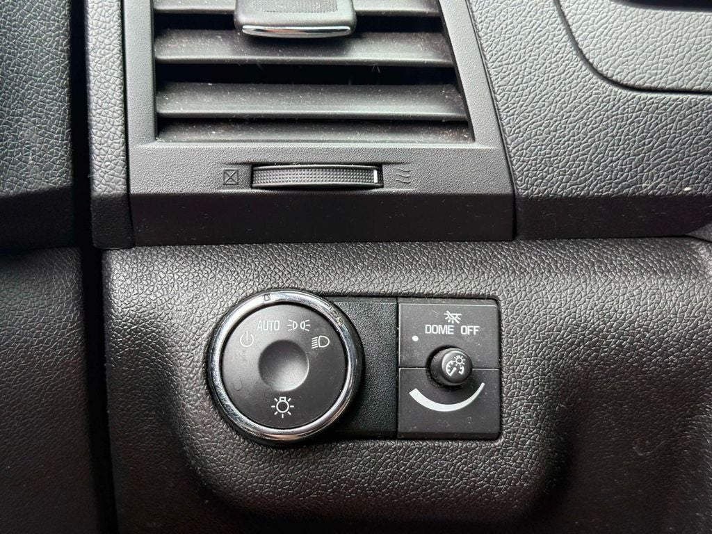 2011 Chevrolet Traverse LT 1LT