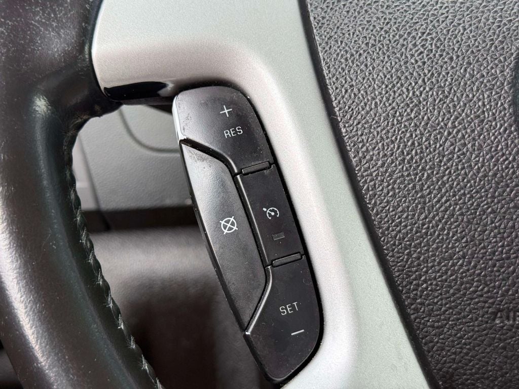 2011 Chevrolet Traverse LT 1LT