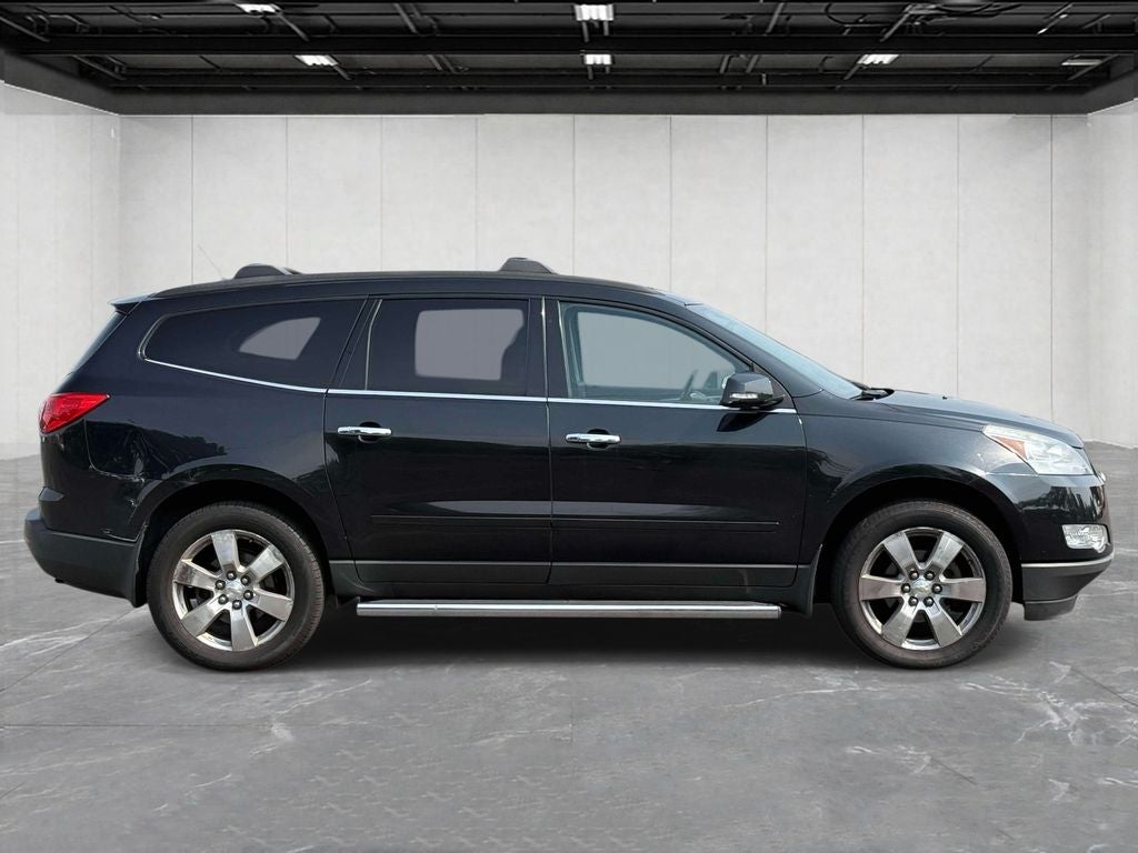 2011 Chevrolet Traverse LT 1LT