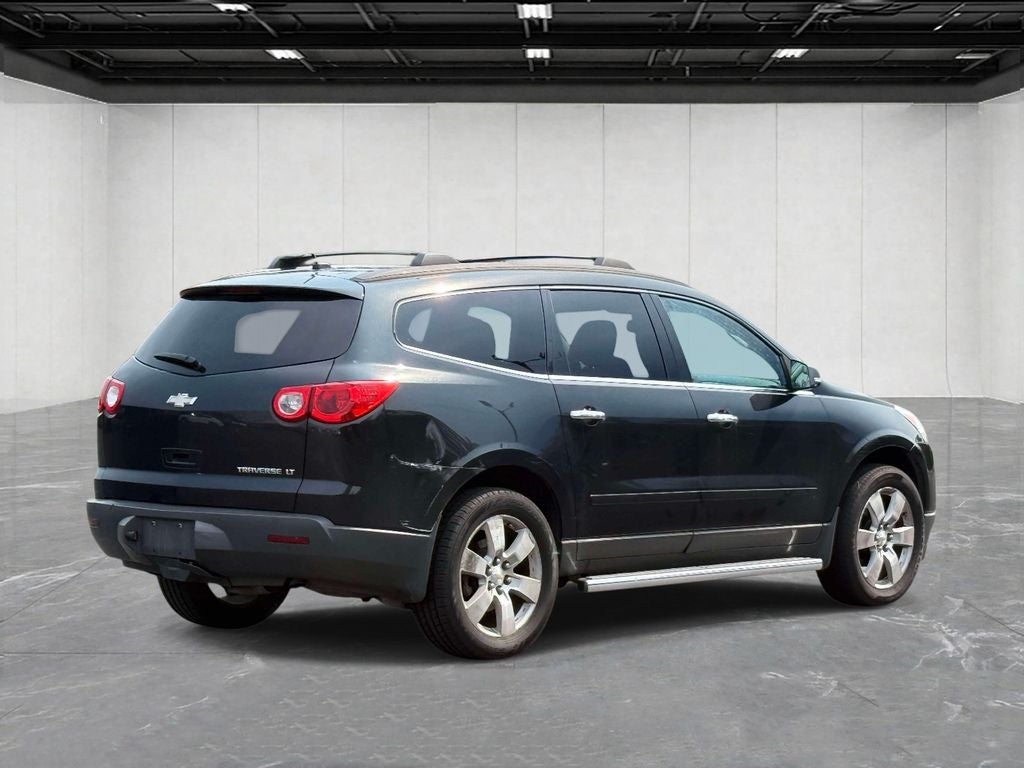 2011 Chevrolet Traverse LT 1LT