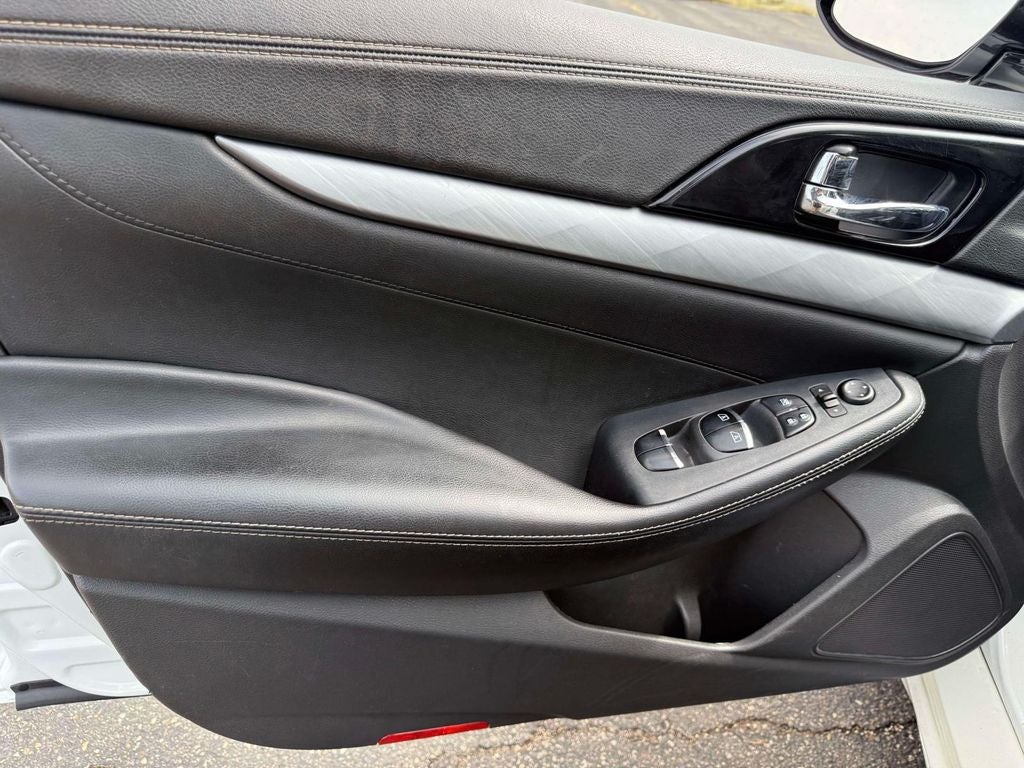 2017 Nissan Maxima Platinum